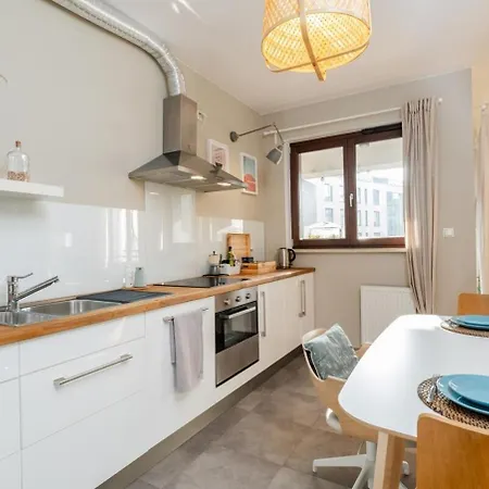 Caramel Premium Center Varşova