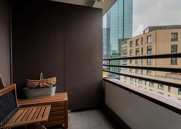 Caramel Premium Center *